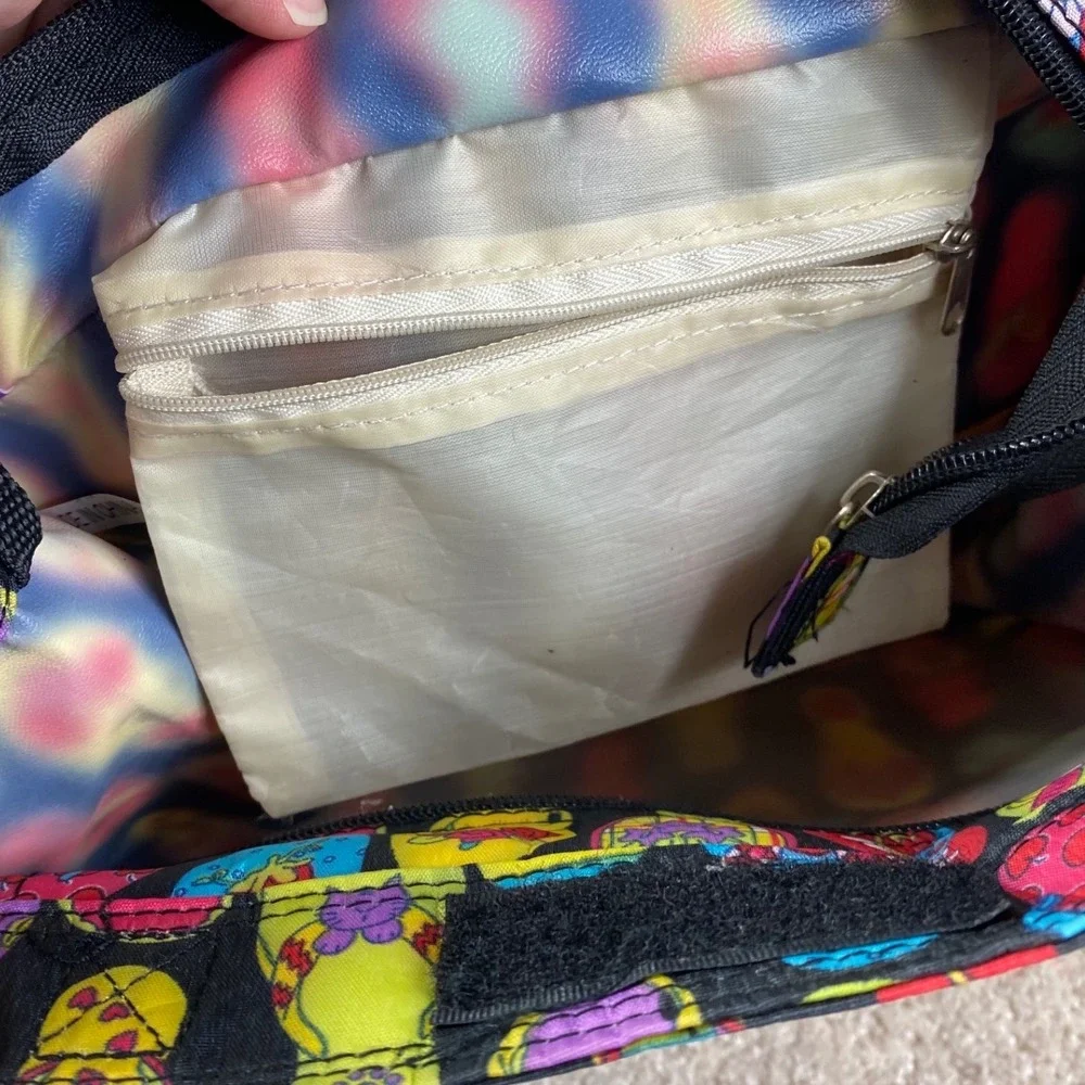 Unbranded vibrant flip